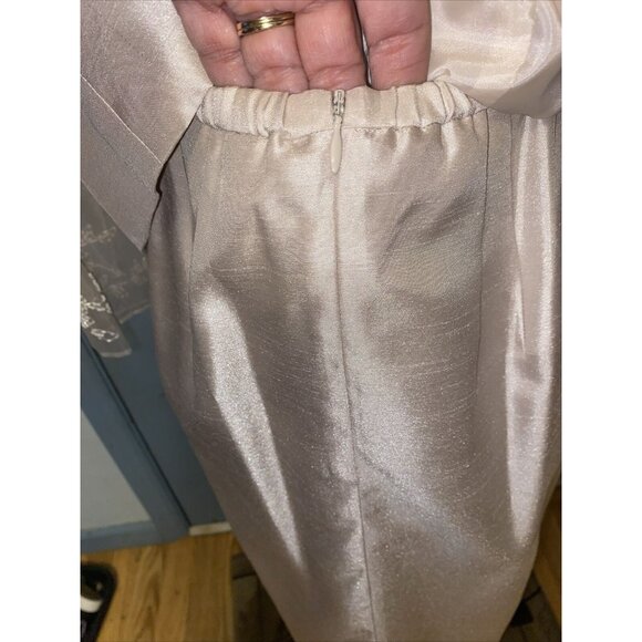 JESSICA HOWARD Women's Champagne Color Sheer Sleeve Blouse 2pc Suit Long Skirt 6 - Picture 15 of 16